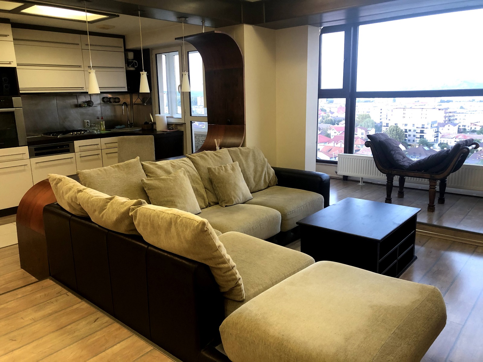 OFERTA INCHIRIERE APARTAMENT 3 CAMERE ULTRACENTRAL, 500 EURO