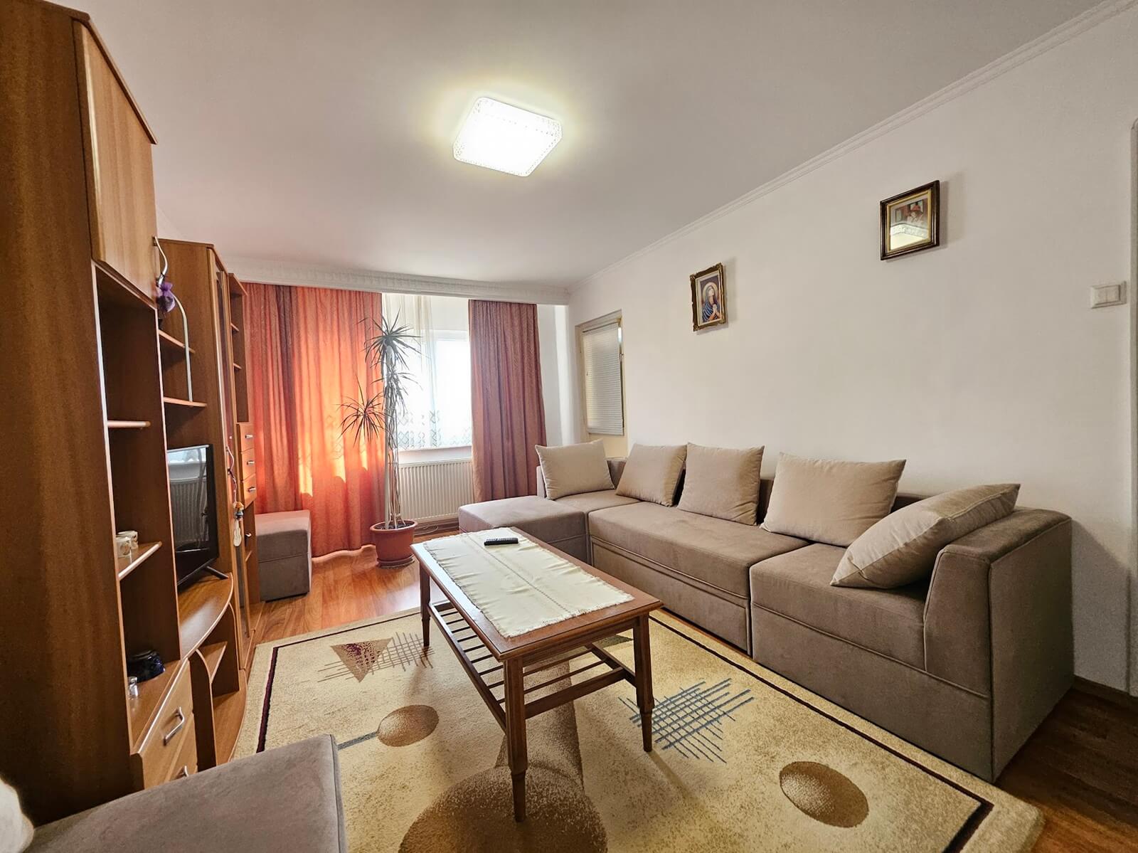 OFERTA VANZARE APARTAMENT 3 CAMERE GAVANA 3, MOBILAT SI UTILAT, 93000 EURO
